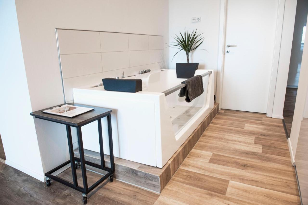 Luxus Suite Im Herzen Von Kempten***** +Parkplatz Bagian luar foto